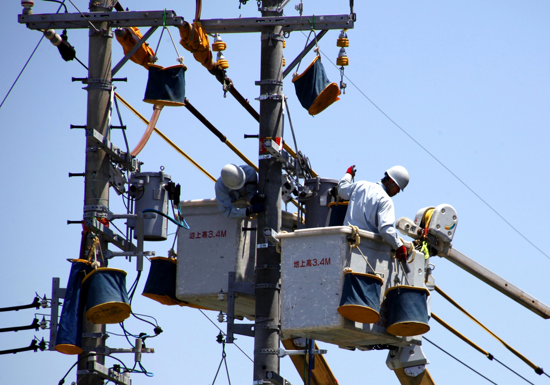 【携帯電話の基地局の設置】電機工事士